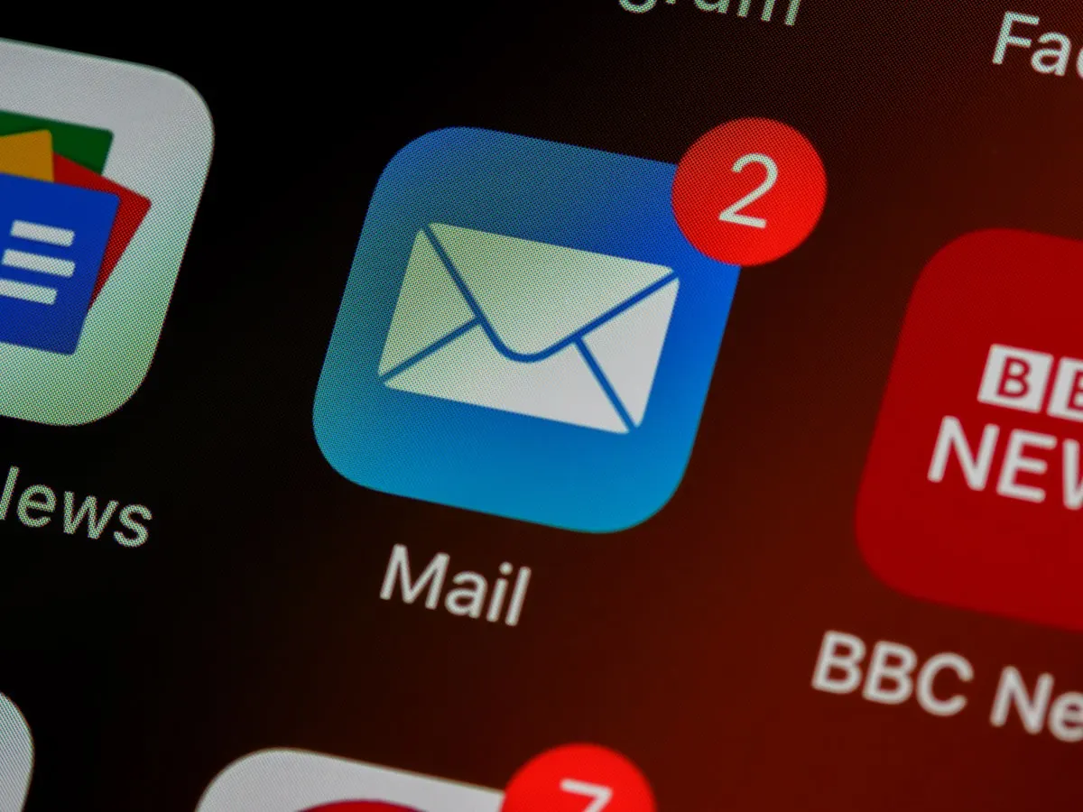 Proteção de email corporativo contra spam e ameaças