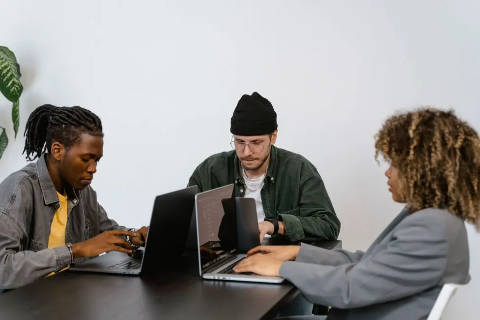 Equipe de desenvolvimento de inteligência artificial